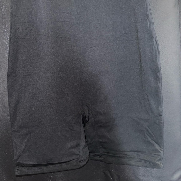 Maternity Rompers (Size Medium) - Picture 14 of 15